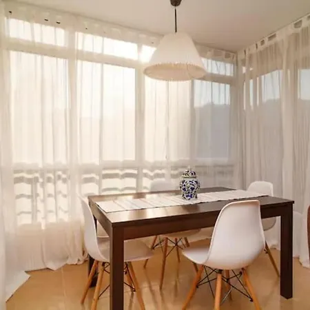 Apartamento Piso Precioso Con Vistas Al Mar. *