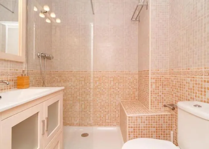 Piso Precioso Con Vistas Al Mar. * Nerja